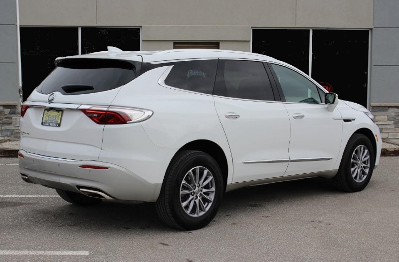 2023 Buick Enclave Essence*AWD*Heated Leather*CarPlay*3rd Row*OnStar - Photo #6