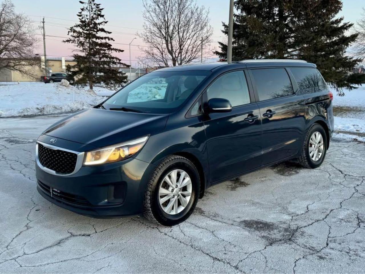 Used 2016 Kia Sedona LX -Certified for sale in Gloucester, ON