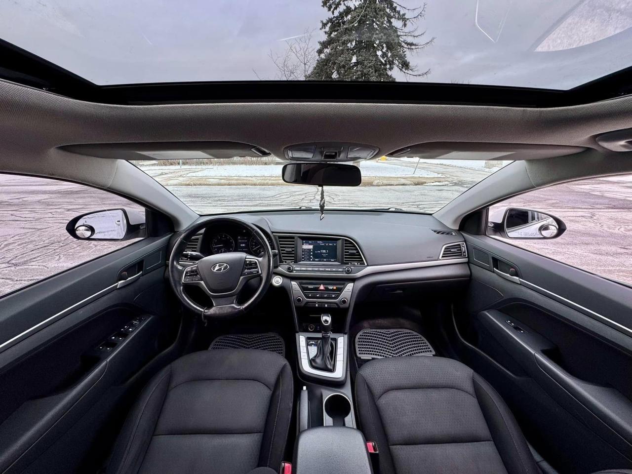 2018 Hyundai Elantra SE- Certified - Photo #5