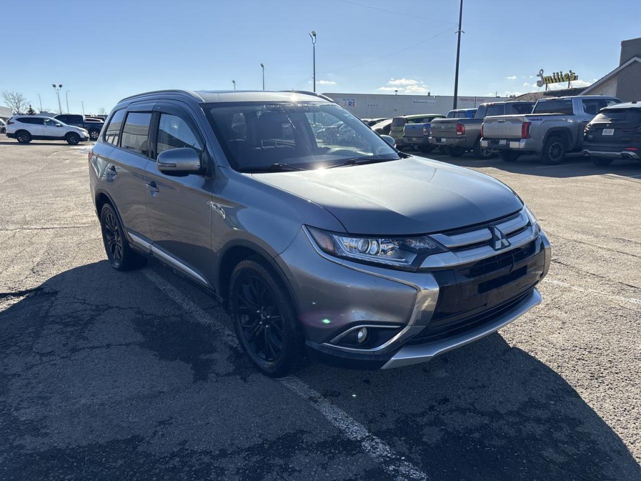 Used 2018 Mitsubishi Outlander SE for sale in Sherwood Park, AB