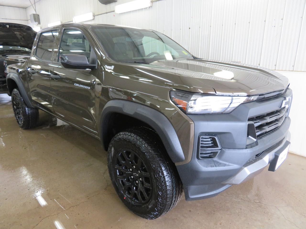 New 2025 Chevrolet Colorado Trail Boss HD Rear Vision Camera, Heated Seats, Heated Steering Wheel for sale in Killarney, MB