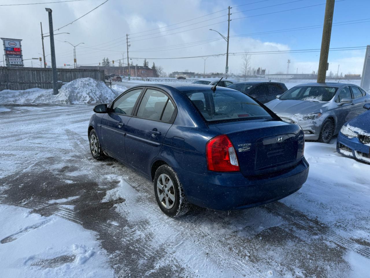 2006 Hyundai Accent GL, UNDERCOATED, WELL SERVICED, CERTIFED - Photo #3