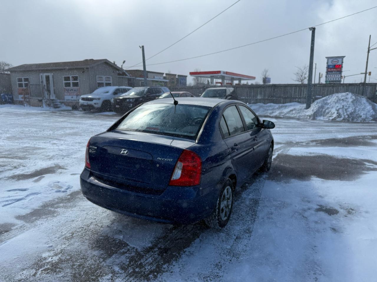 2006 Hyundai Accent GL, UNDERCOATED, WELL SERVICED, CERTIFED - Photo #5