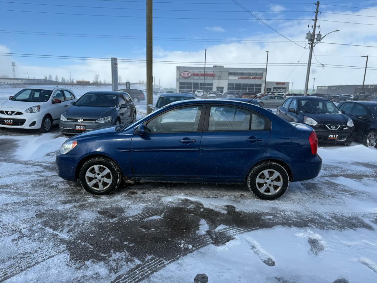 2006 Hyundai Accent GL, UNDERCOATED, WELL SERVICED, CERTIFED - Photo #2