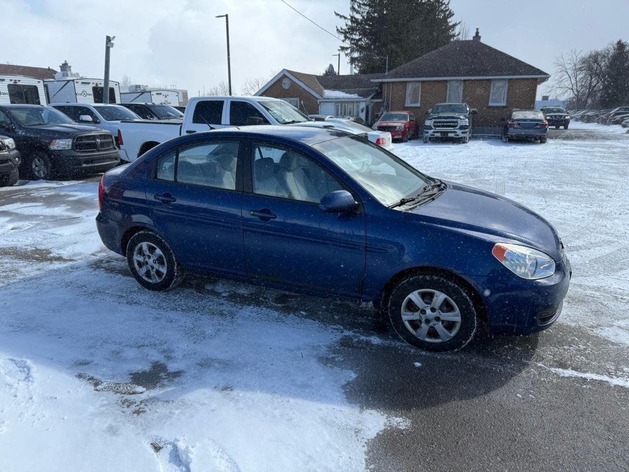 2006 Hyundai Accent GL, UNDERCOATED, WELL SERVICED, CERTIFED - Photo #6