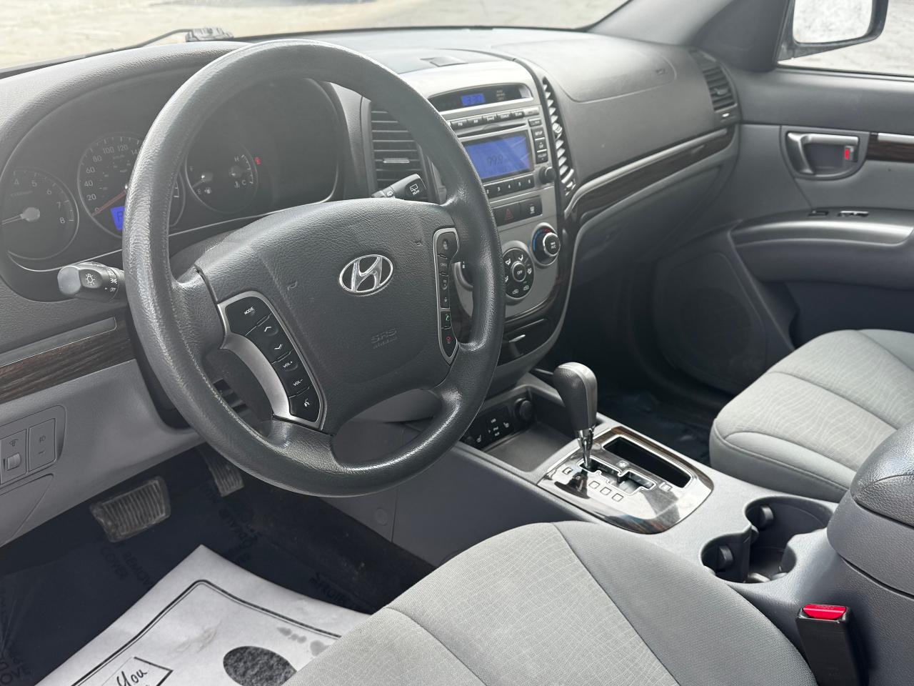 2011 Hyundai Santa Fe GL AWD **WELL SERVICED**LOW KM'S** - Photo #17