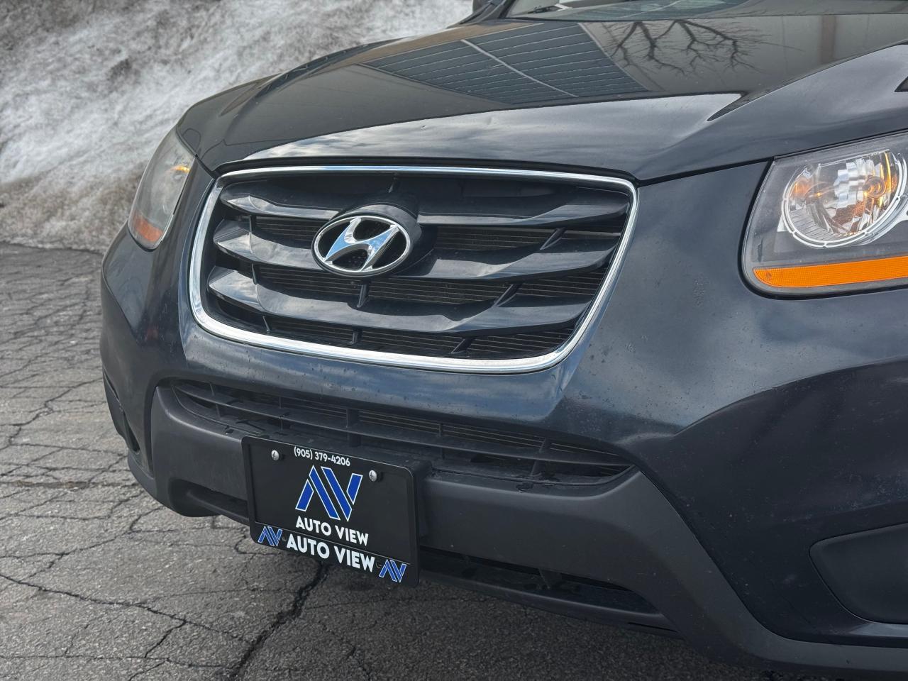2011 Hyundai Santa Fe GL AWD **WELL SERVICED**LOW KM'S** - Photo #11