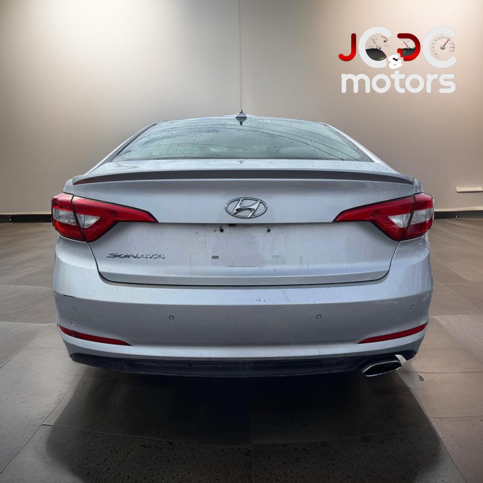 2015 Hyundai Sonata 4dr Sdn 2.4L Auto GLS - Photo #6