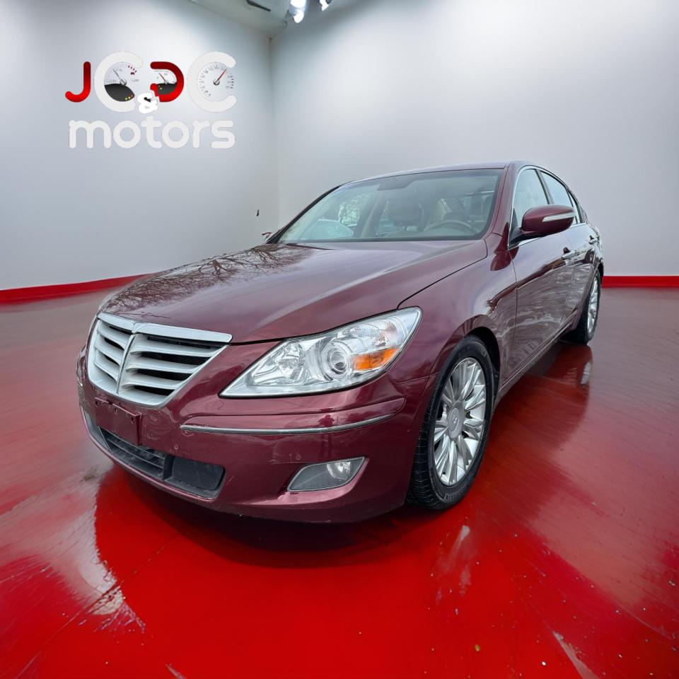 2011 Hyundai Genesis 4dr Sdn V6 w/Technology Pkg - Photo #3