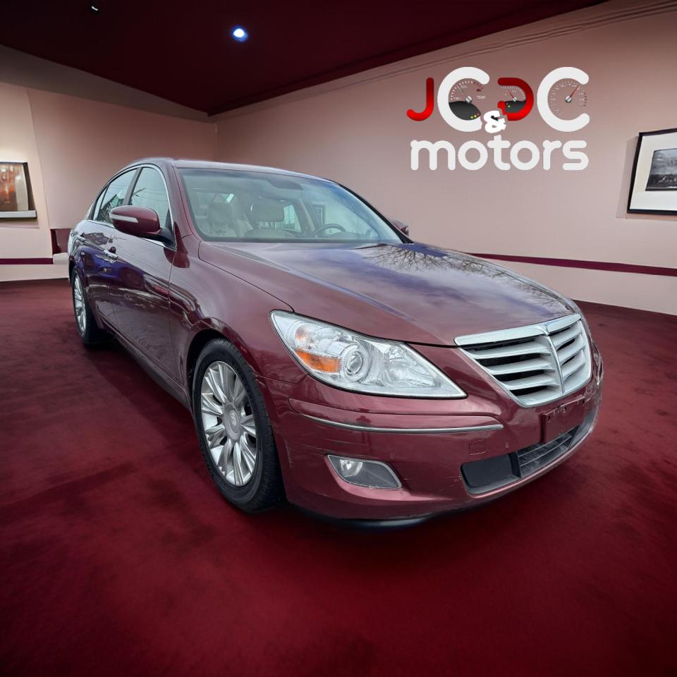 Used 2011 Hyundai Genesis 4dr Sdn V6 w/Technology Pkg for sale in Cobourg, ON