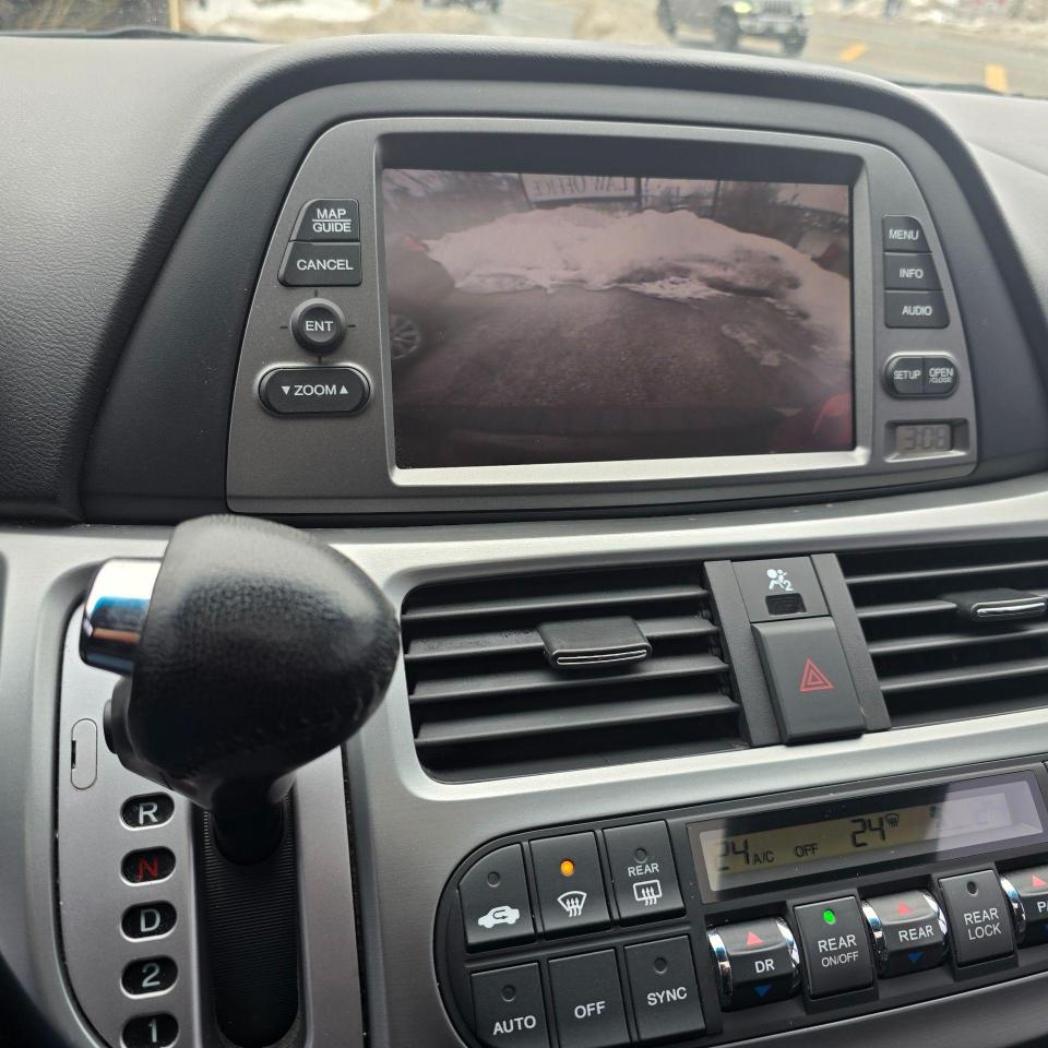 2010 Honda Odyssey 4DR WGN TOURING W/RES & NAVI - Photo #9