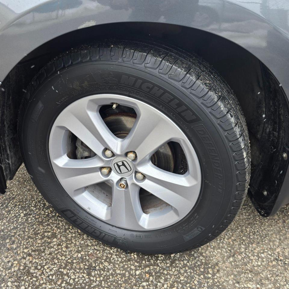 2010 Honda Odyssey 4DR WGN TOURING W/RES & NAVI - Photo #10