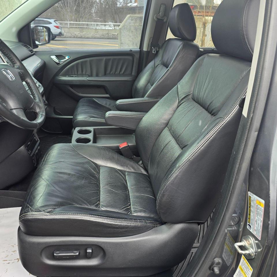 2010 Honda Odyssey 4DR WGN TOURING W/RES & NAVI - Photo #15