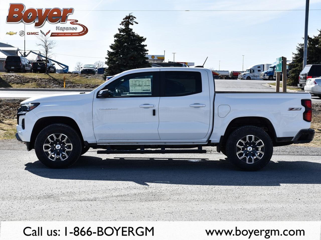 2025 Chevrolet Colorado Crew Cab Short Box 4-Wheel Drive Z71 Photo4