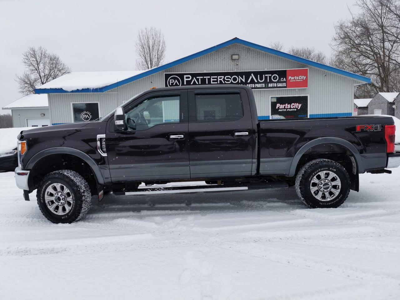 2018 Ford F-250 SD Lariat   4X4 - Photo #2