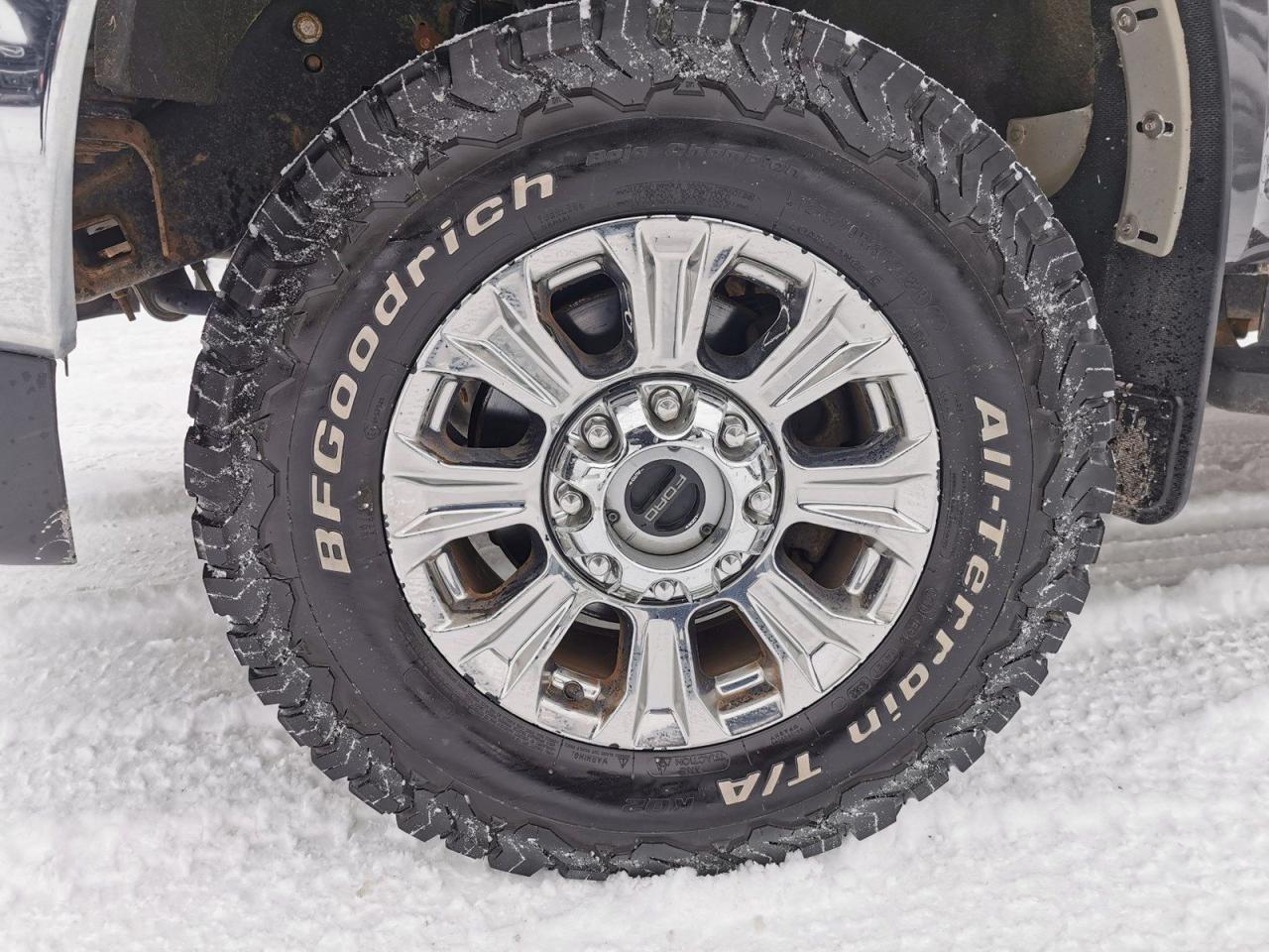 2018 Ford F-250 SD Lariat   4X4 - Photo #9