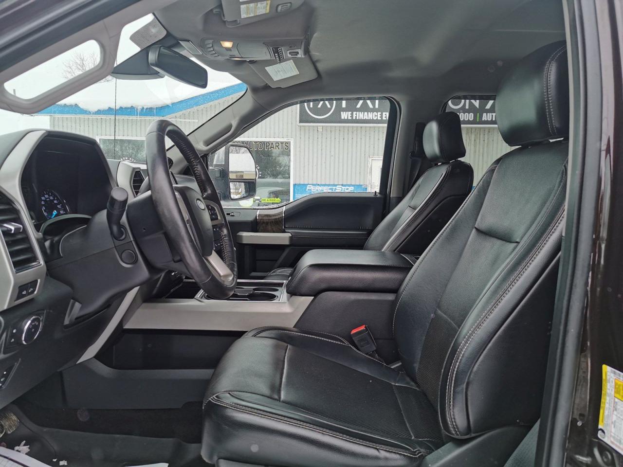 2018 Ford F-250 SD Lariat   4X4 - Photo #11