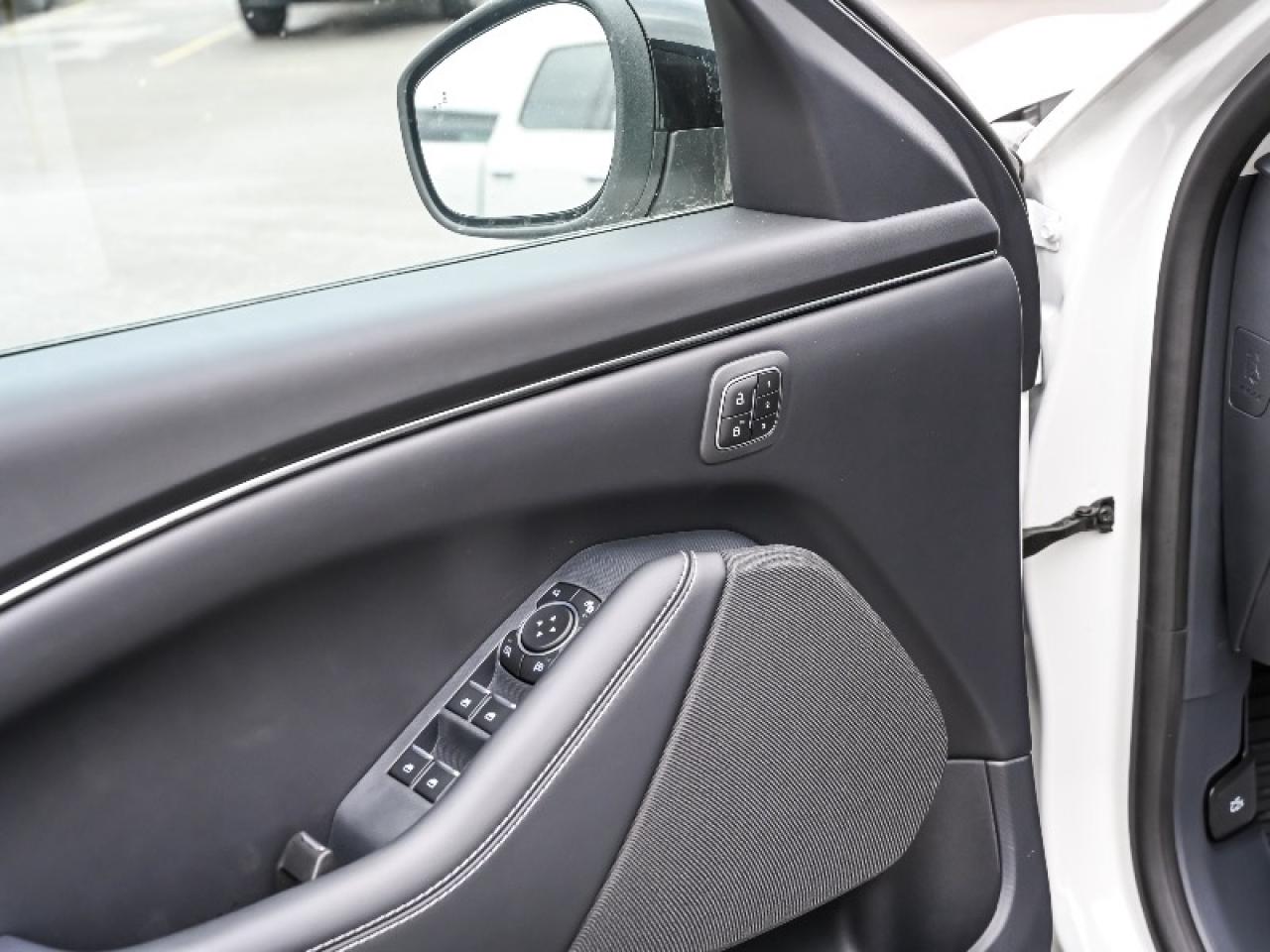 2025 Ford Mustang Mach-E Select Photo