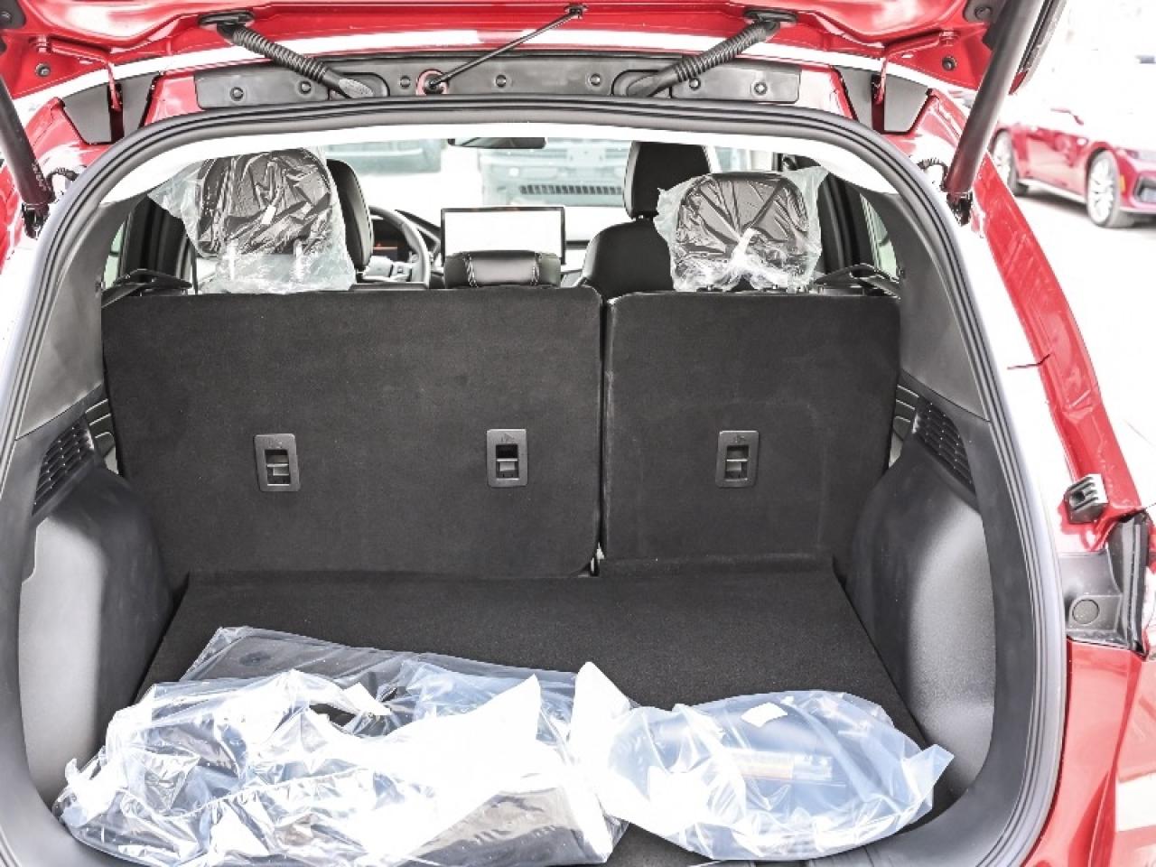 2025 Ford Escape PHEV Photo