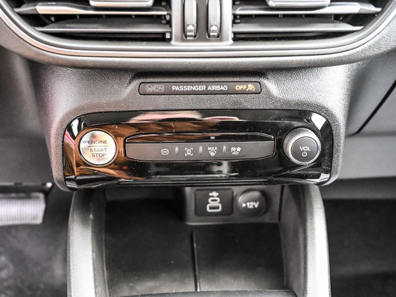 2025 Ford Escape PHEV Photo