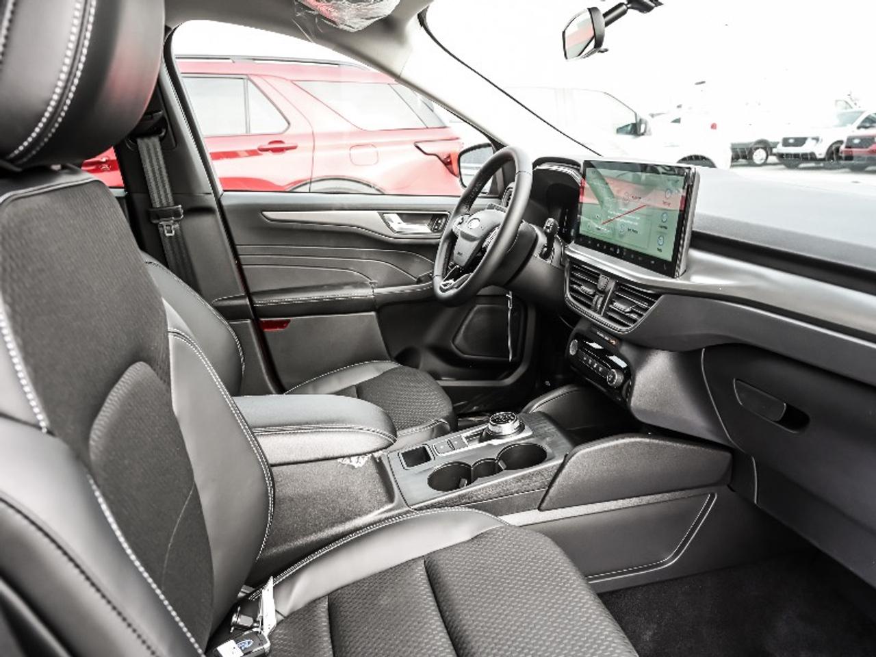 2025 Ford Escape PHEV Photo
