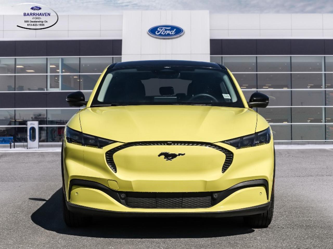 2025 Ford Mustang Mach-E Select Photo4