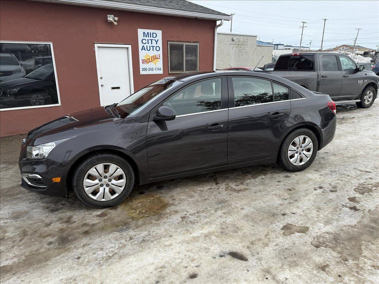 Used 2016 Chevrolet Cruze Limited LT ONLY 108K for sale in Saskatoon, SK