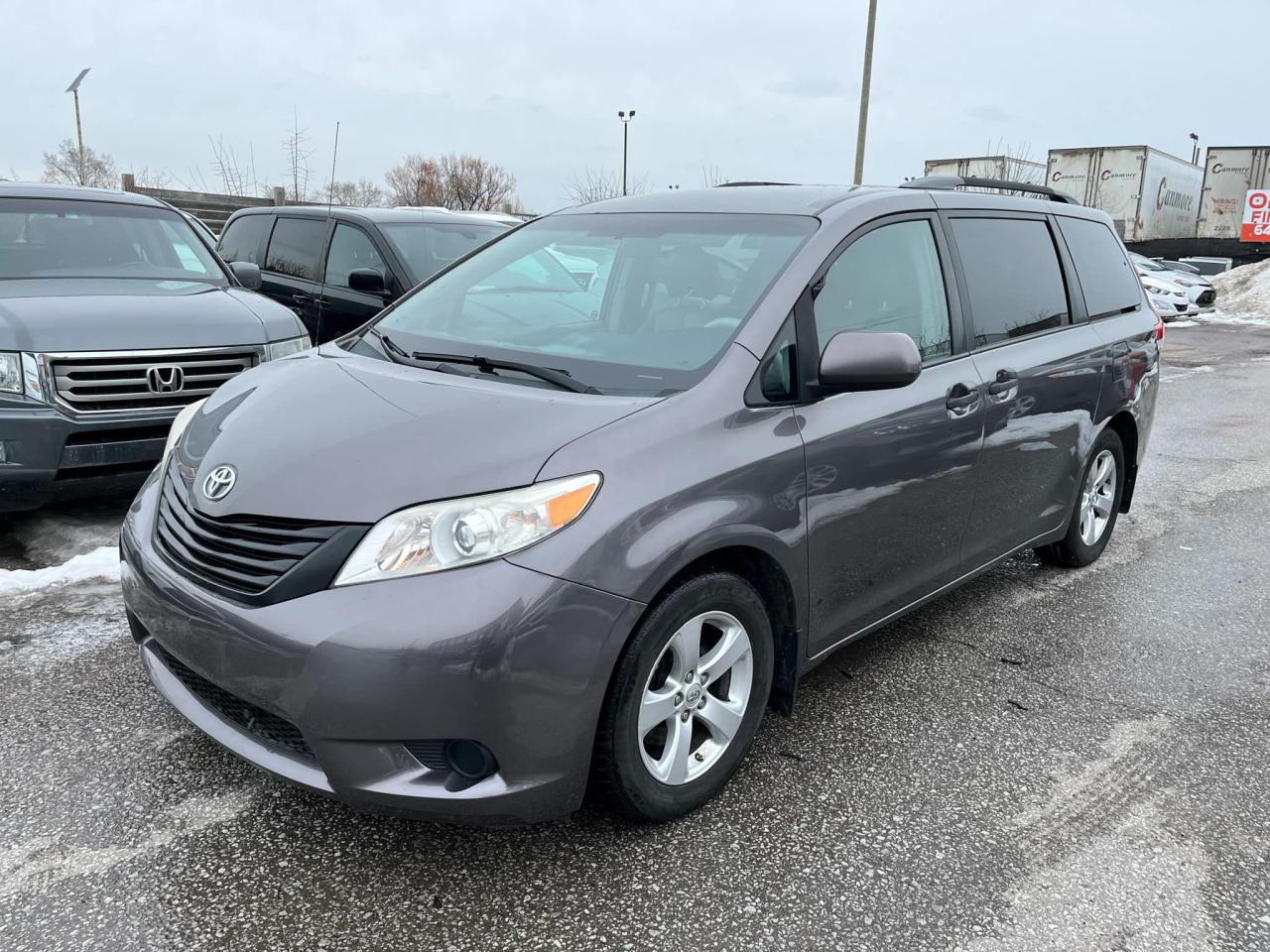 Used 2014 Toyota Sienna  for sale in Brampton, ON