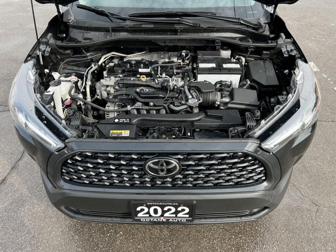 2022 Toyota Corolla Cross LE - Photo #6