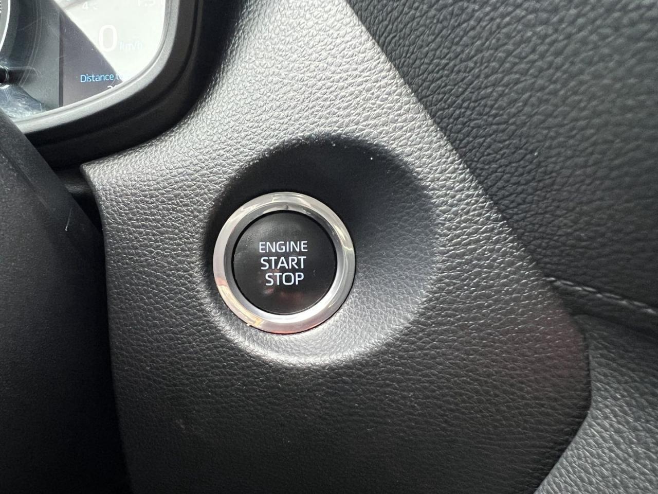 2022 Toyota Corolla Cross LE - Photo #22