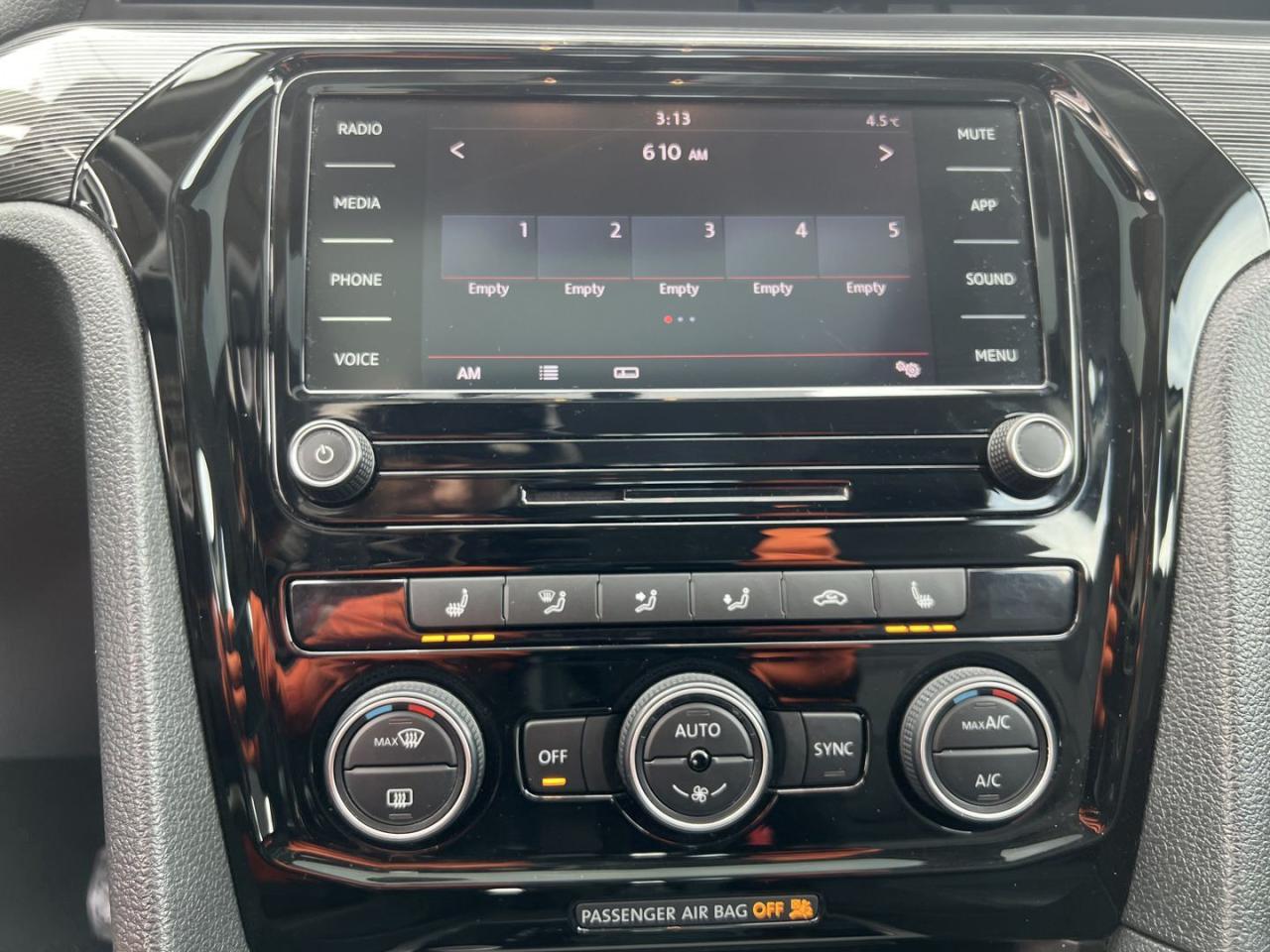 2021 Volkswagen Passat HIGHLINE - Photo #9