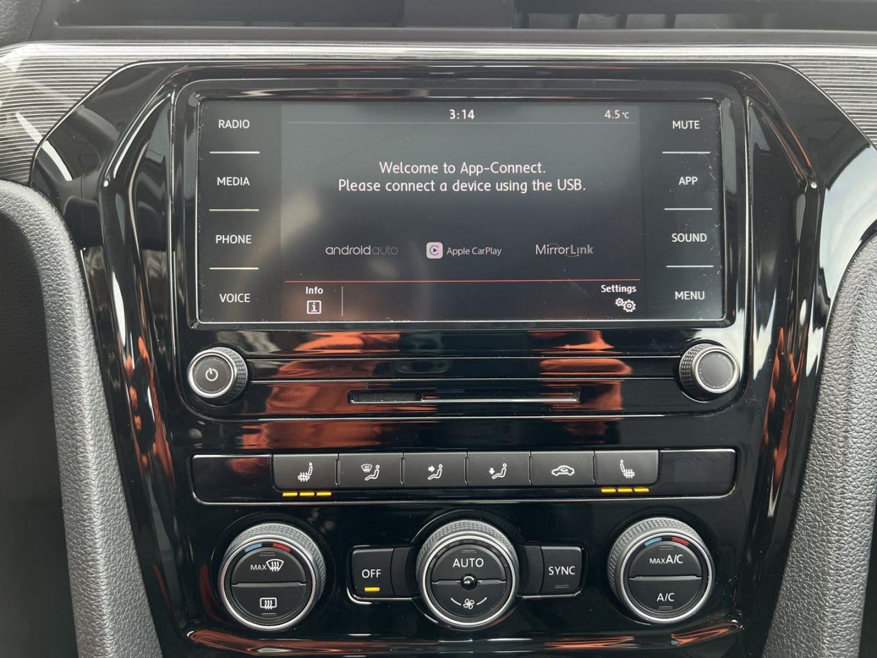 2021 Volkswagen Passat HIGHLINE - Photo #13