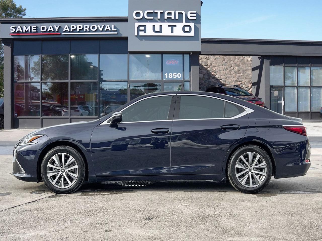 2019 Lexus ES 350 Luxury - Photo #2