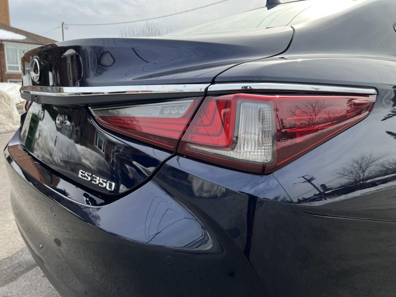 2019 Lexus ES 350 Luxury - Photo #7