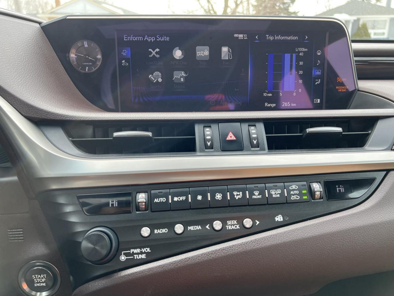 2019 Lexus ES 350 Luxury - Photo #12