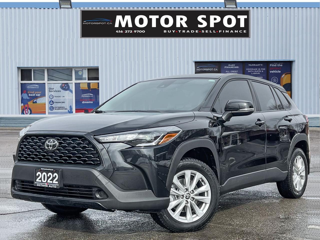 2022 Toyota Corolla Cross LE - Photo #1