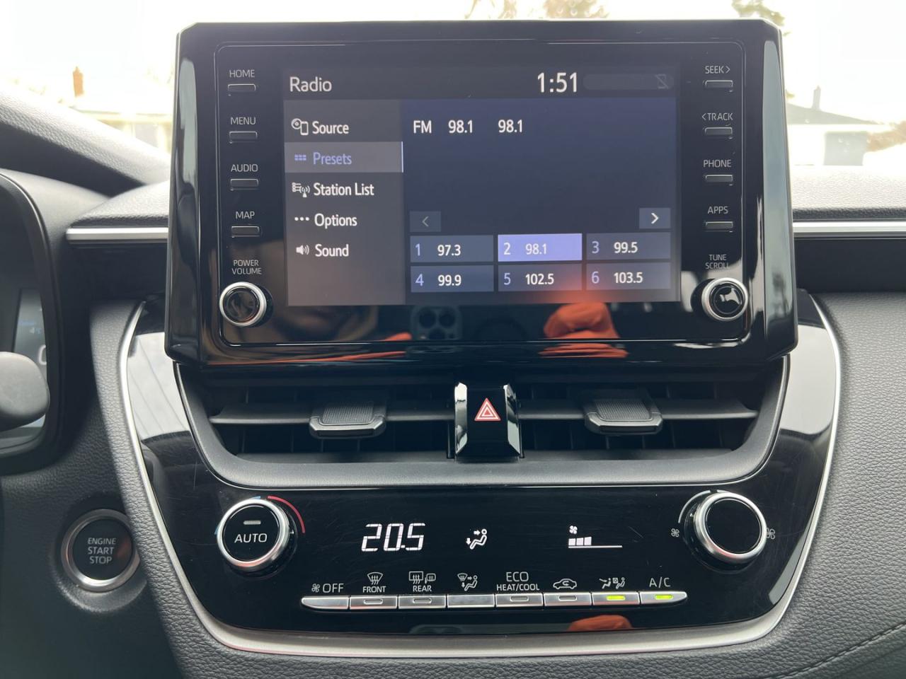 2022 Toyota Corolla Cross LE - Photo #26