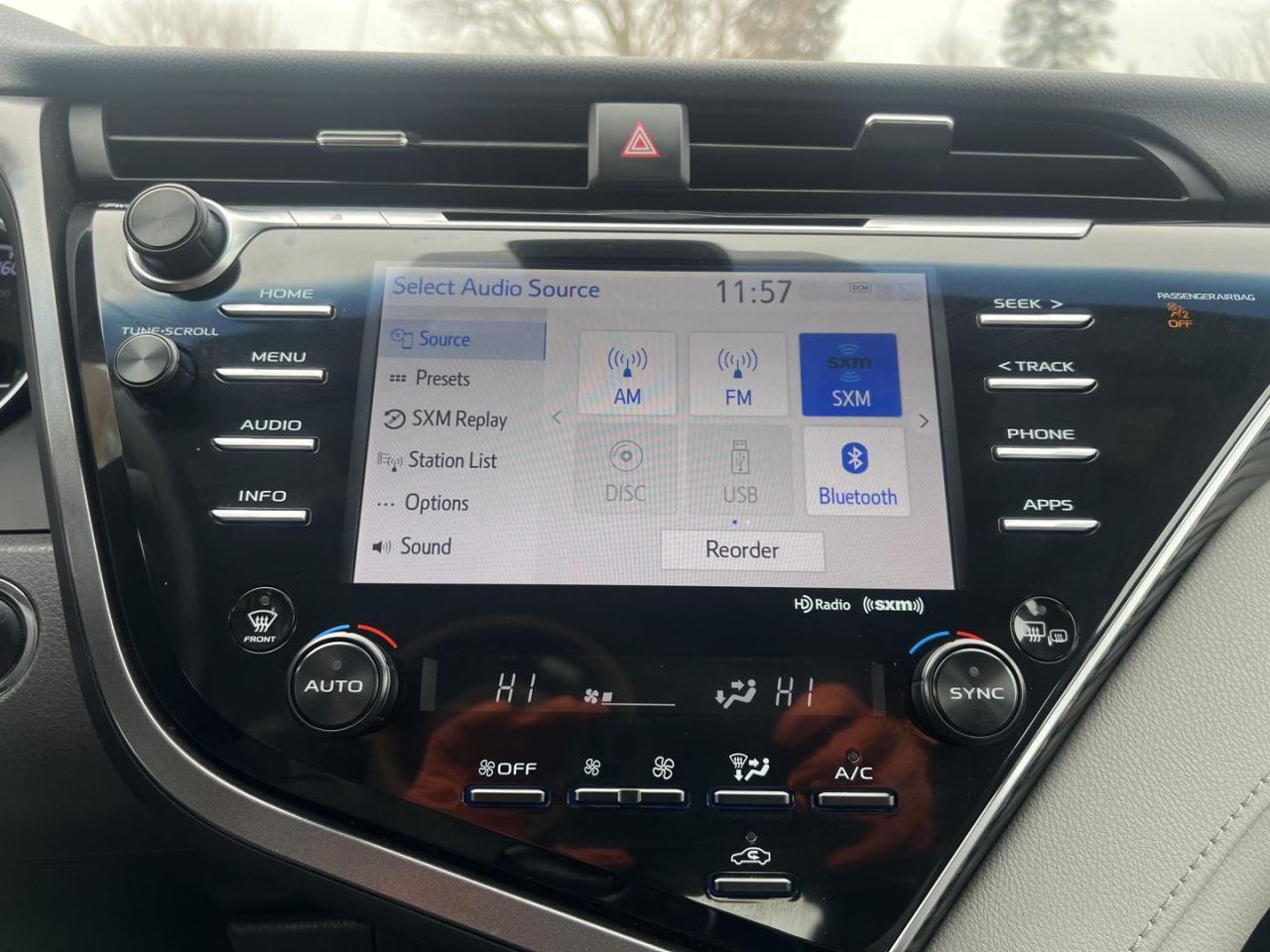 2018 Toyota Camry XLE - Photo #14
