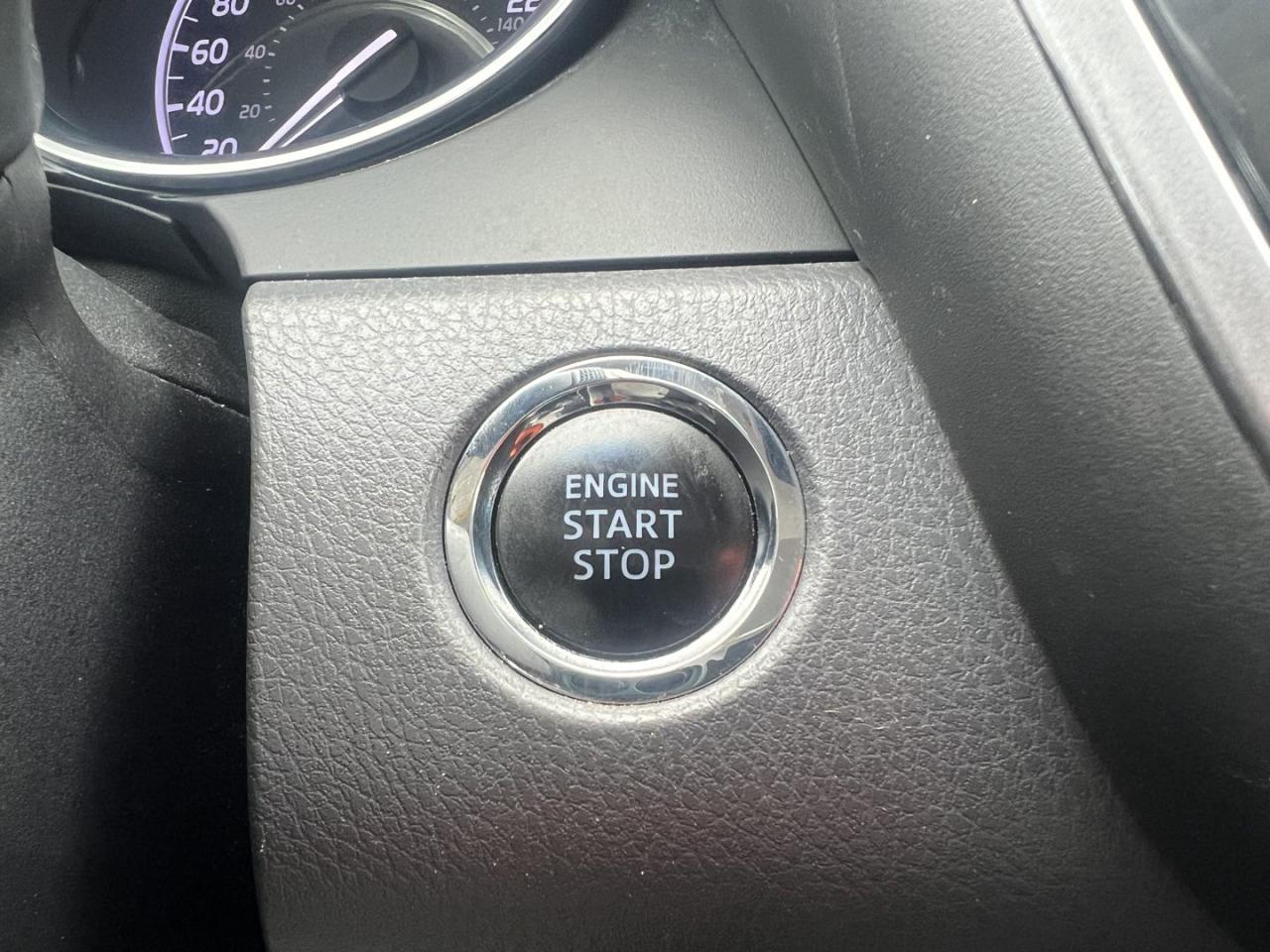 2018 Toyota Camry XLE - Photo #16