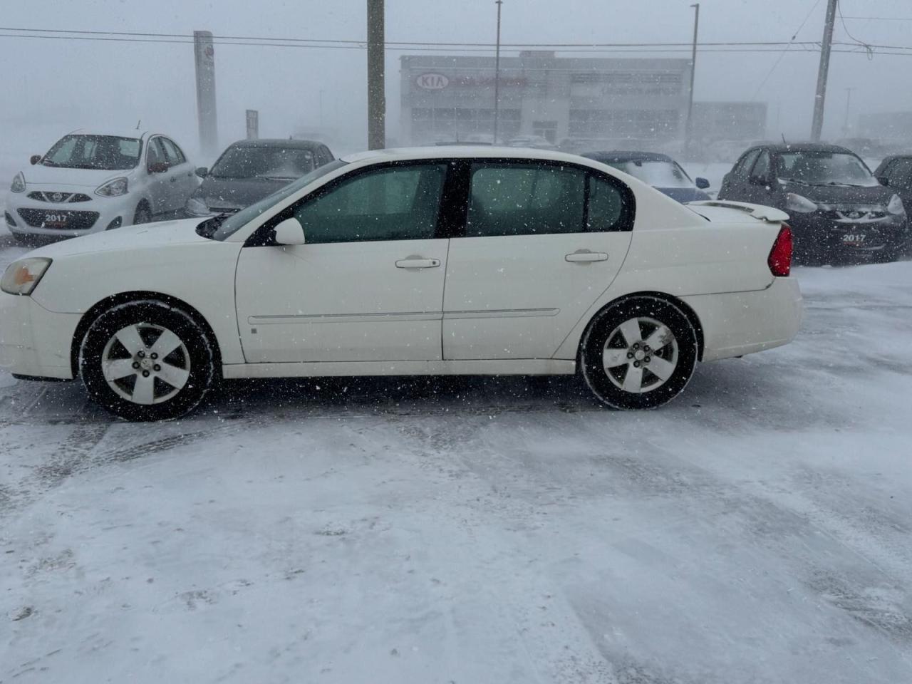 2006 Chevrolet Malibu LT, AUTO, GREAT SHAPE, V6, ONLY 186KMS, AS IS - Photo #2