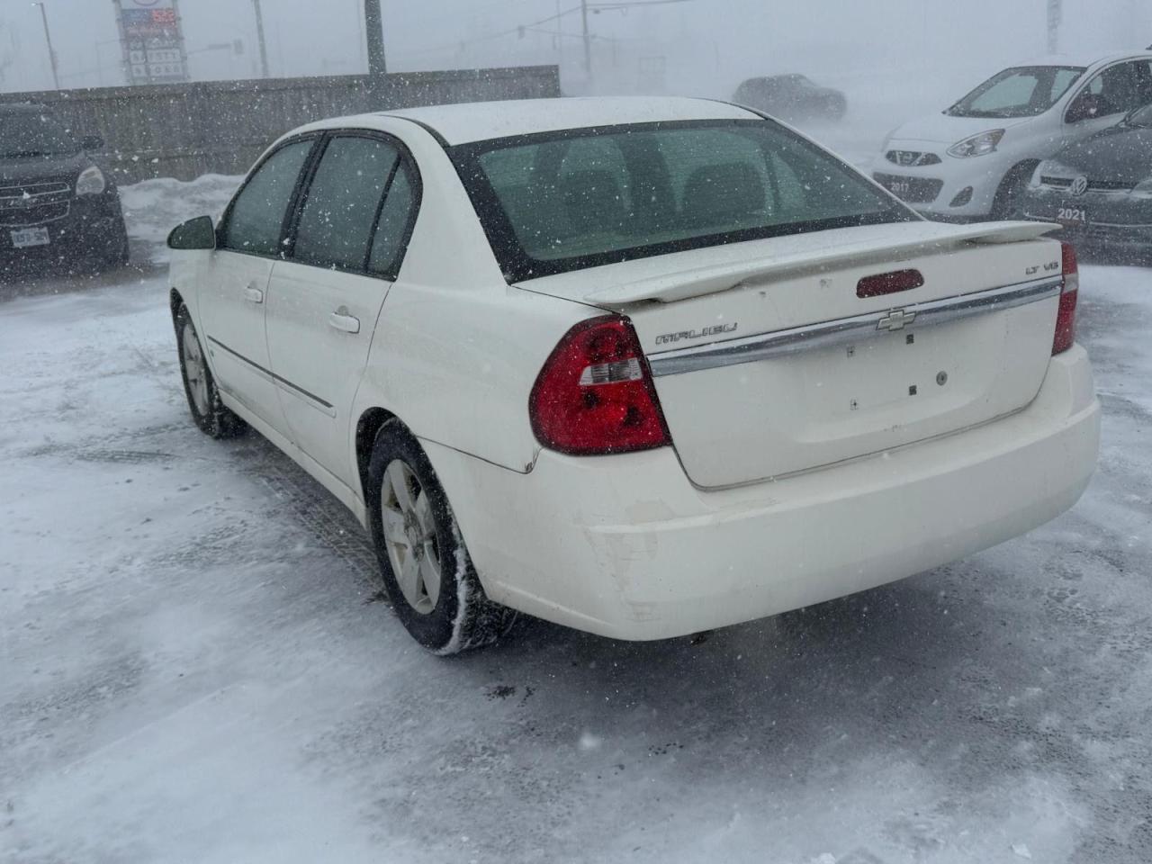 2006 Chevrolet Malibu LT, AUTO, GREAT SHAPE, V6, ONLY 186KMS, AS IS - Photo #3