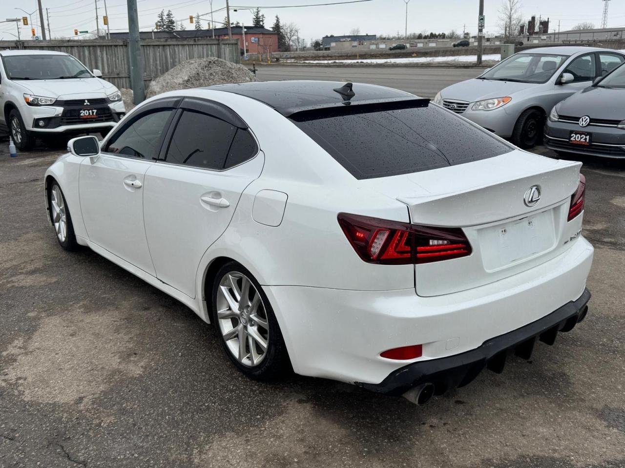 2012 Lexus IS 250 LEATHER, NAVI, LOADED, RELIABLE, CERTIFIED - Photo #3