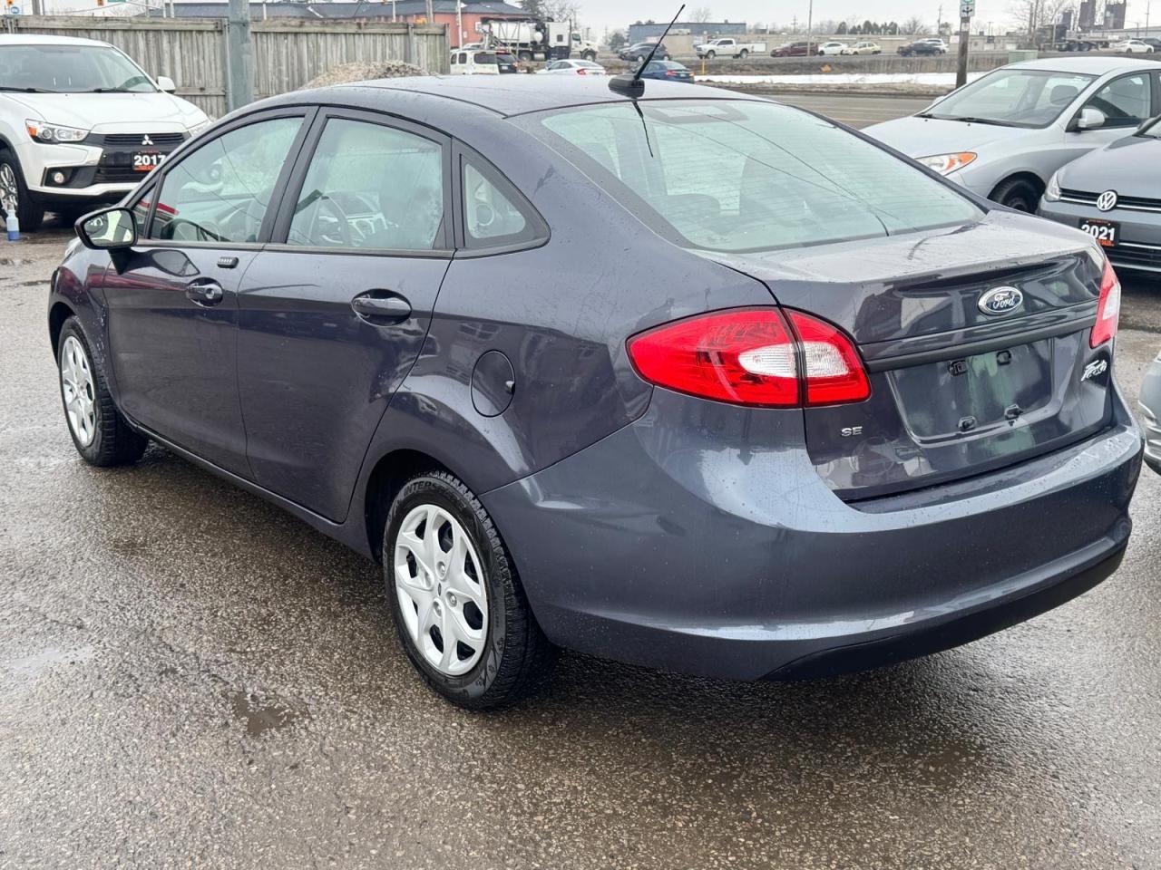 2013 Ford Fiesta SE, AUTO, ONLY 44KMS, 4 CYL, LOW KMS, CERTIFIED - Photo #3