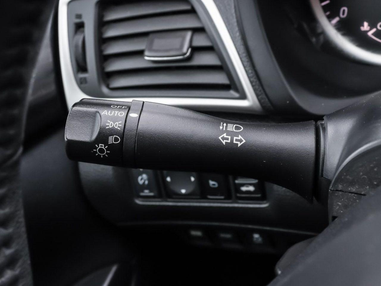 2017 Nissan Sentra SV Heated Seats Rear Camera BT Audio - Photo #22