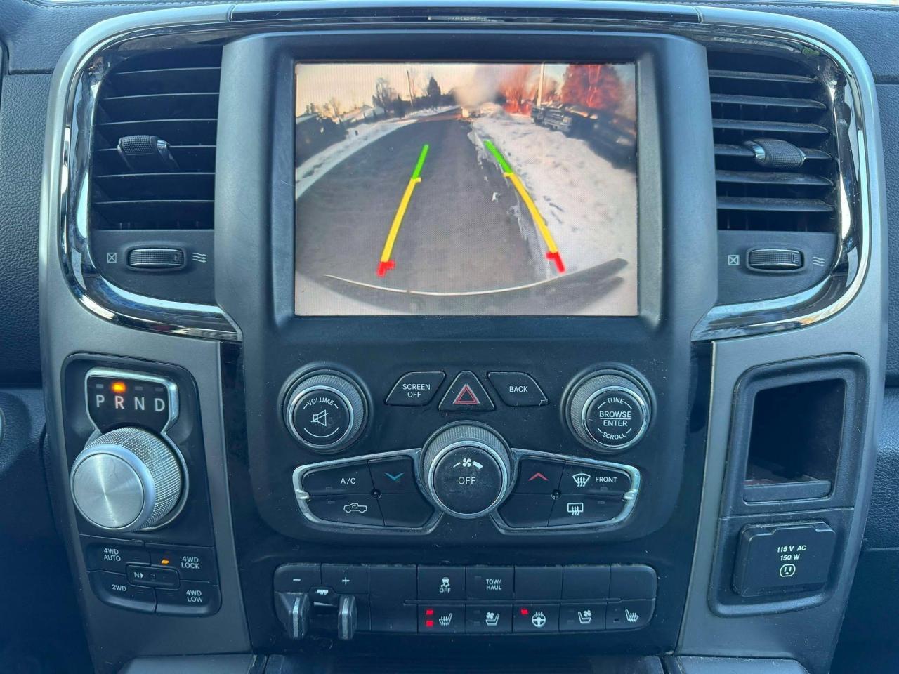 2014 RAM 1500 4WD CREW CAB 149" SPORT - Photo #19