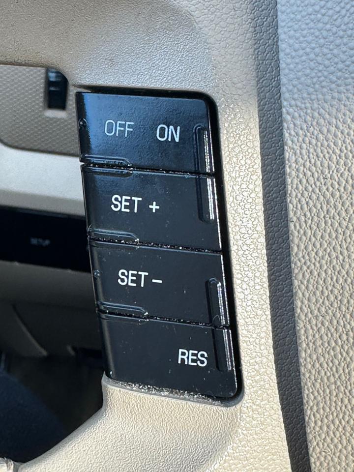 2010 Ford Escape  - Photo #13