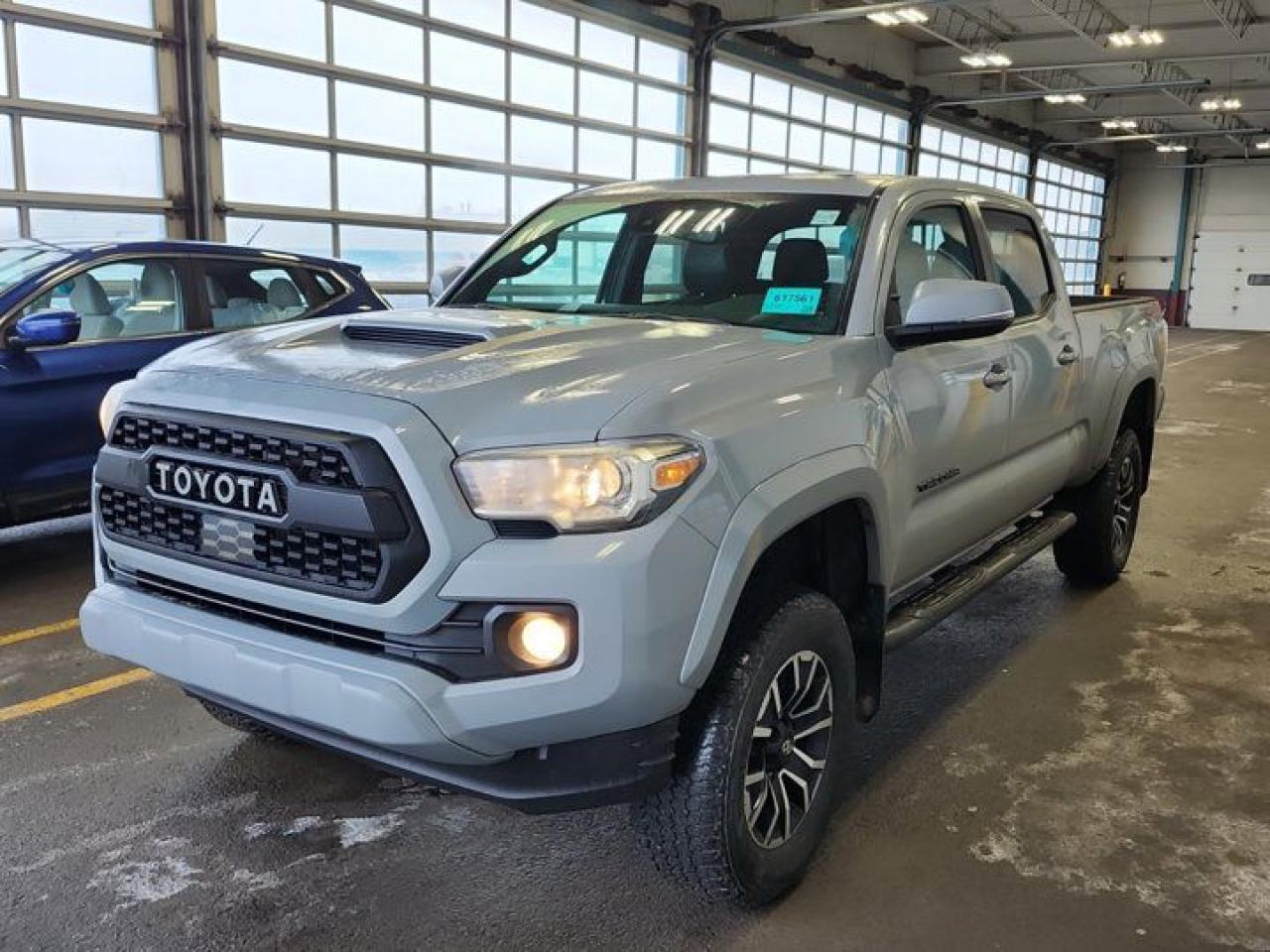 Used 2021 Toyota Tacoma TRD Sport Premium | Cement Grey | Leather | Sunroof | Nav | Heated Seats | Rear Camera | And more ! for sale in Guelph, ON