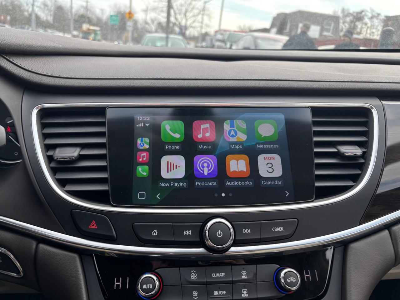 2017 Buick LaCrosse ONE OWNER LEATHER BACKUP CAMERA APPLE CARPLAY Photo3