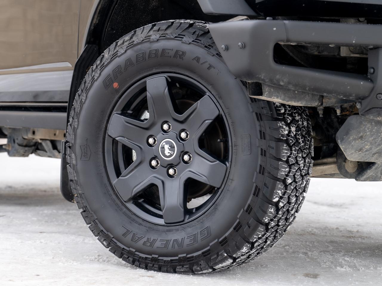 2022 Ford Bronco  - Photo #10