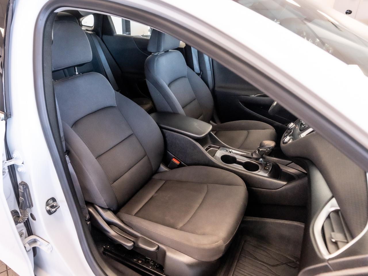 2024 Chevrolet Malibu LS - Photo #10